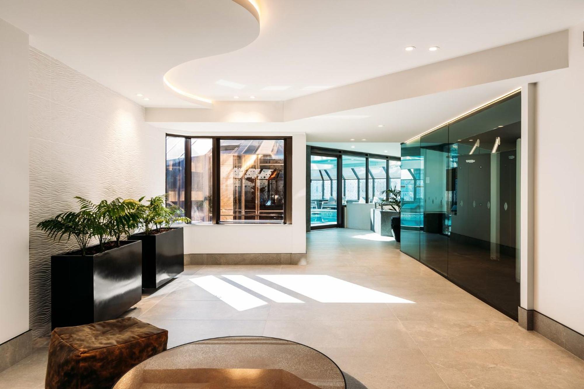 อินเตอร์คอนติเนนตัล เวลลิงตัน Hotel ภายนอก รูปภาพ Interior of the building